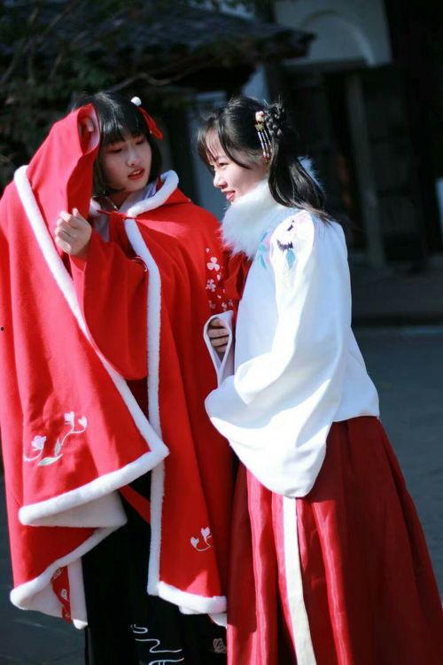 汉服成人便装怎么穿视频,轻松演绎古典韵味